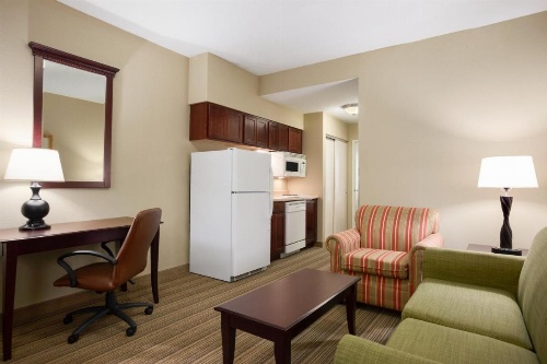 Country Inn & Suites by Radisson, Ithaca, NY image 9